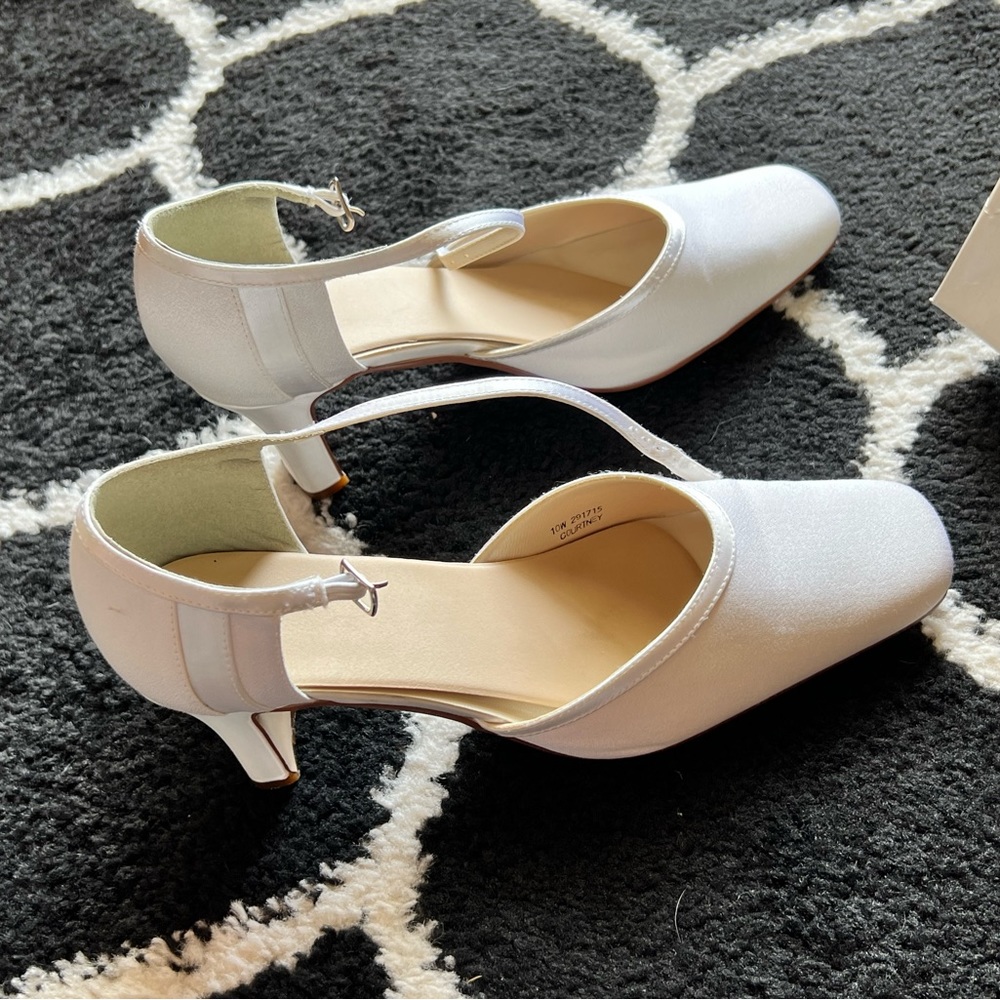 Michaelangelo Ivory Satin Heels